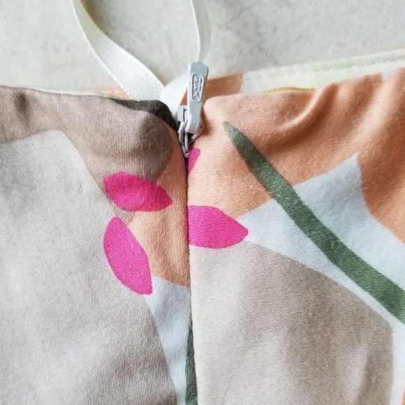 itw by claude brown multiple skirt. Size 8. - Picture 14 of 14